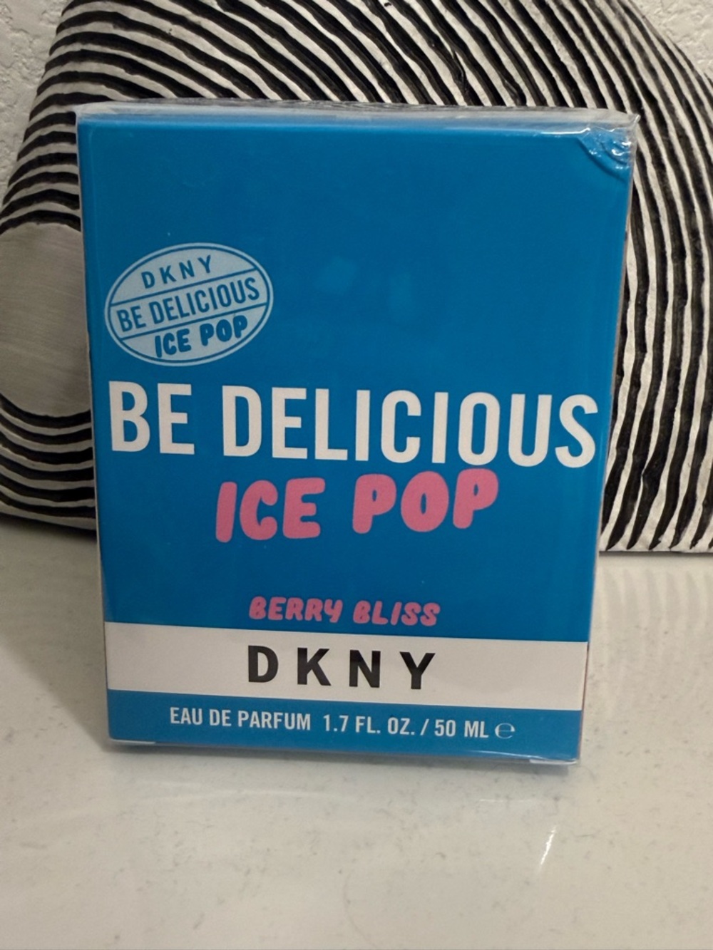 DKNY Be Delicious Ice Pop Berry Bliss Box - Blue with Pink Accents